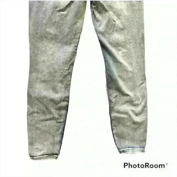 Maurices high rise light wash distressed skinny jeans size xs short - Picture 7 of 7